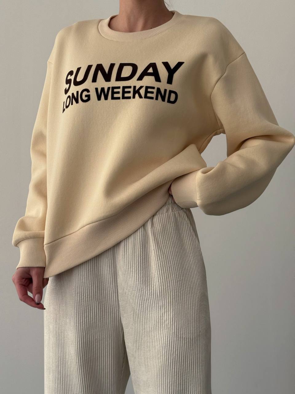 "Sunday Long Weekend" Oversized Fleeced Sweatshirt