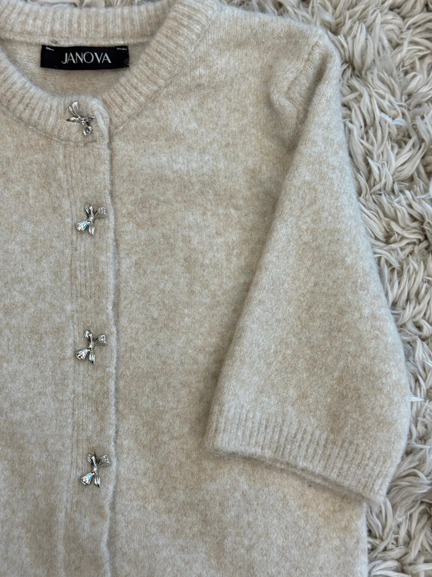 Short Sleeve Bow-Accent Knit Top