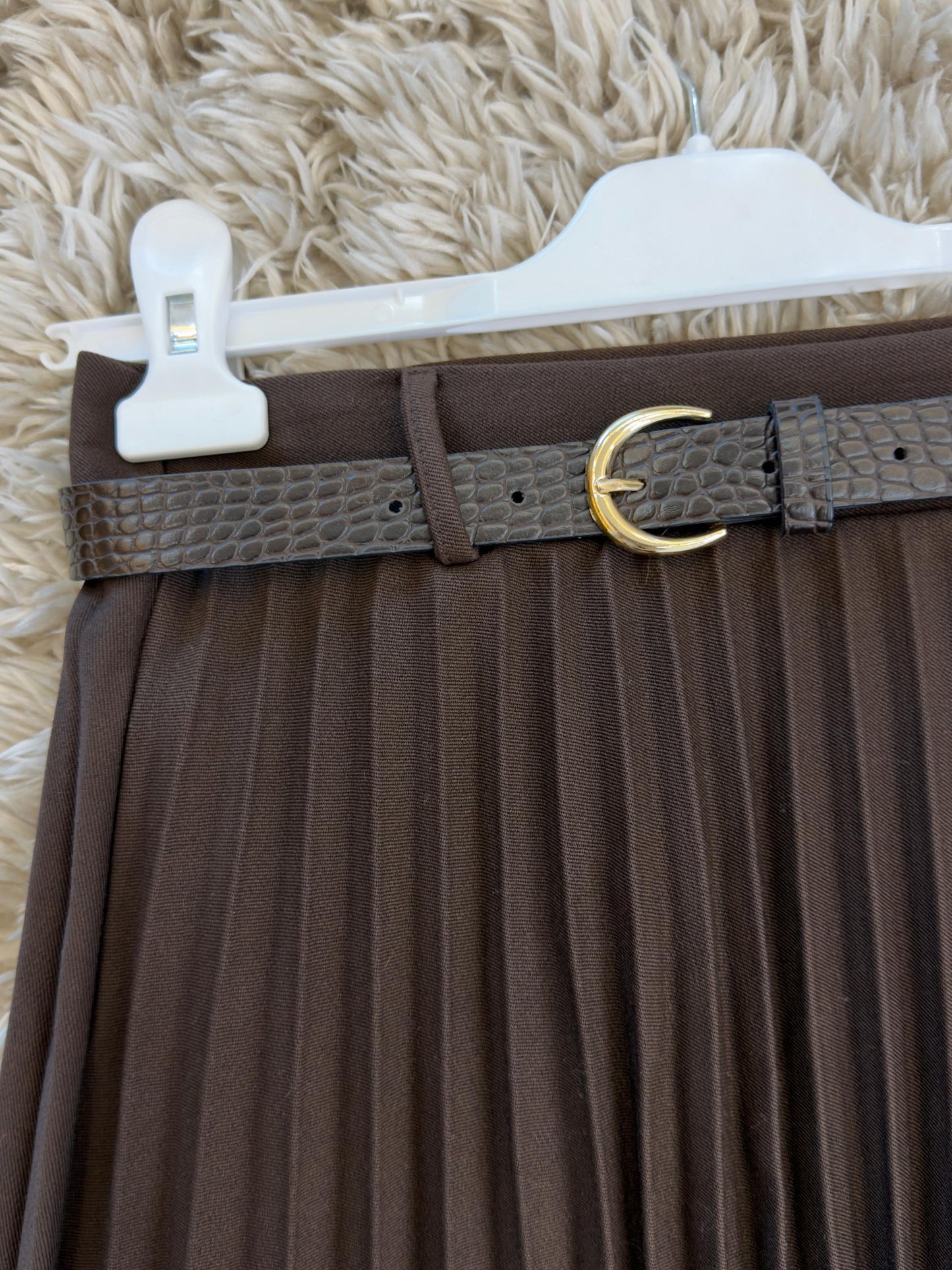 Pleated Mini Skirt with Croc-Effect Belt